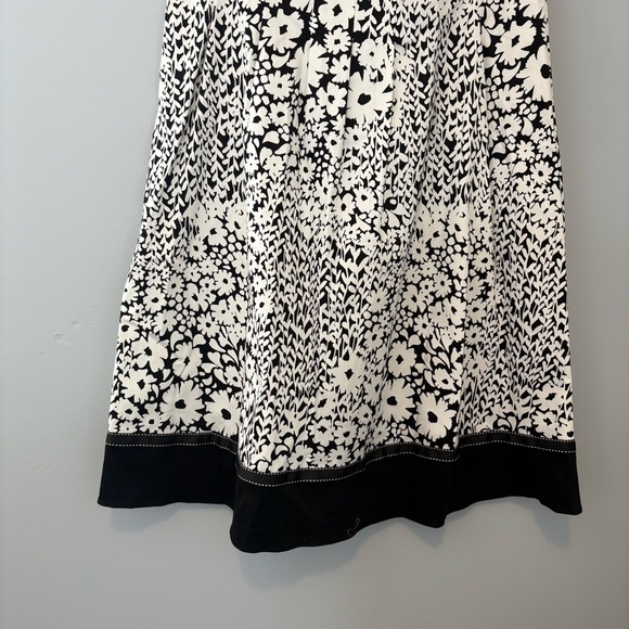 Perceptions New York Black White Floral Fit and Flare Dress Size 12 - Picture 3 of 8